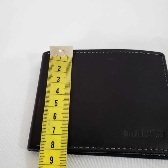 NWT/ Steve Madden men's wallet Guenine Leather black - Picture 7 of 8
